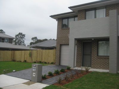22B Hollyoake Circuit, Bardia