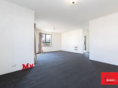 9 / 143 Port Jackson Circuit, Phillip