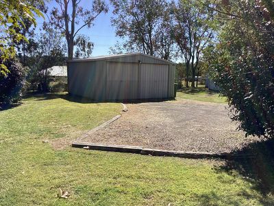 12 Deakin Crescent, Nanango