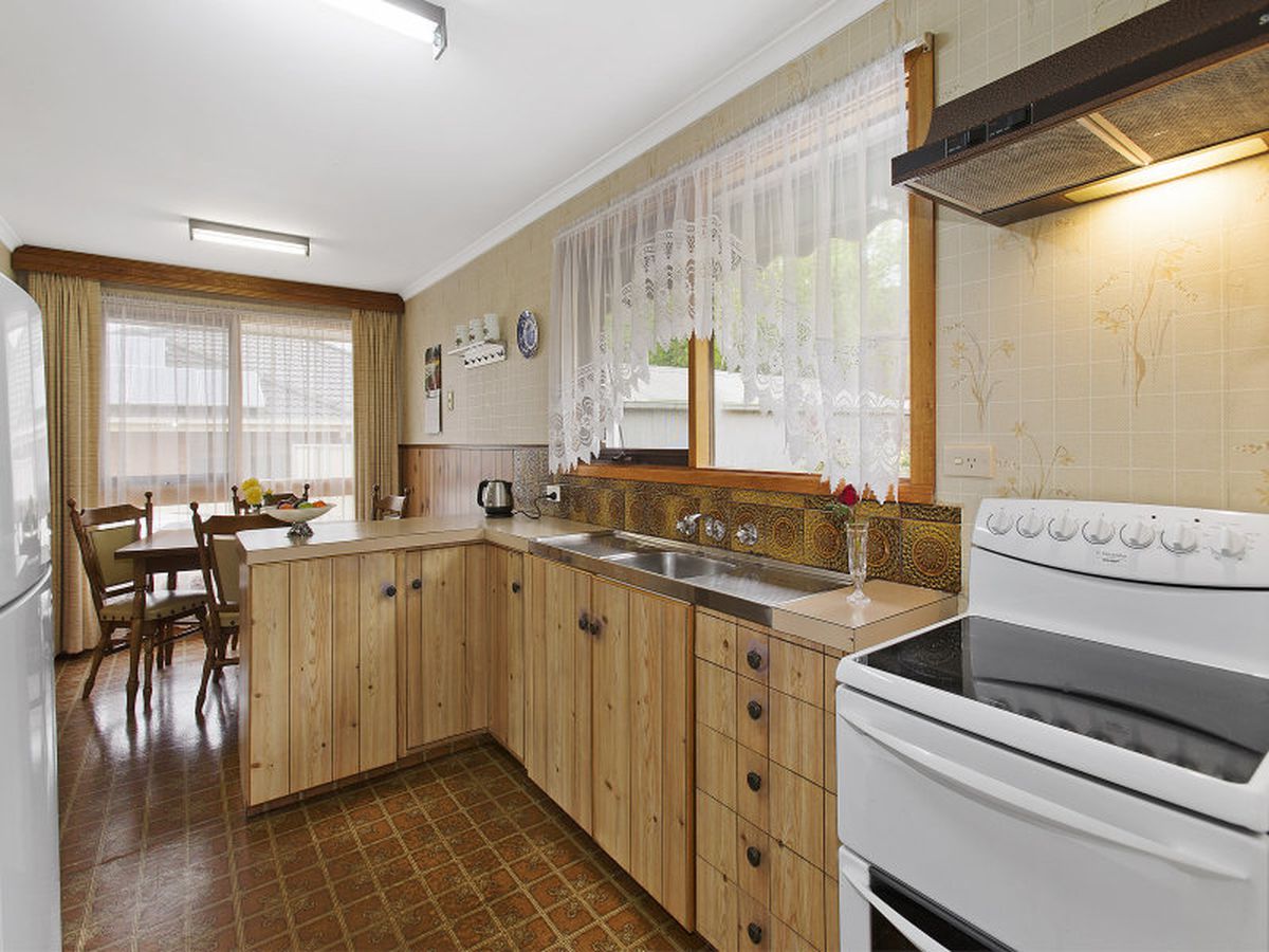 22 Burchall Grove, Dandenong North