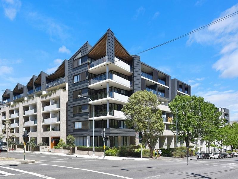 A210 / 34-38 McEvoy  street, Waterloo
