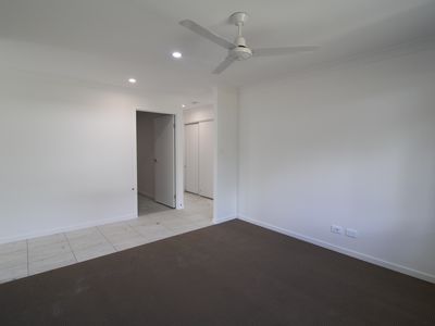 37 Timothy Cres, Rosewood