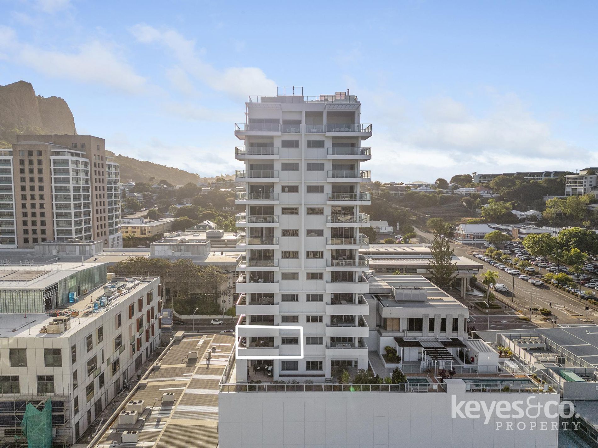 602 / 122 Walker Street, Townsville City