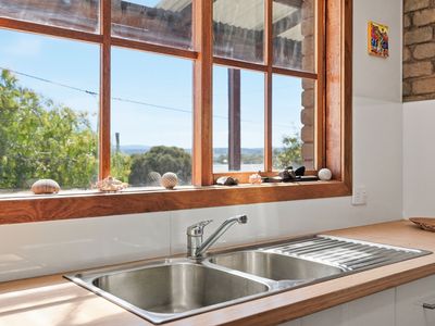 10 Parnella Road, Dodges Ferry