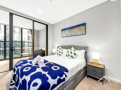 703 / 5 Wentworth Place, Wentworth Point