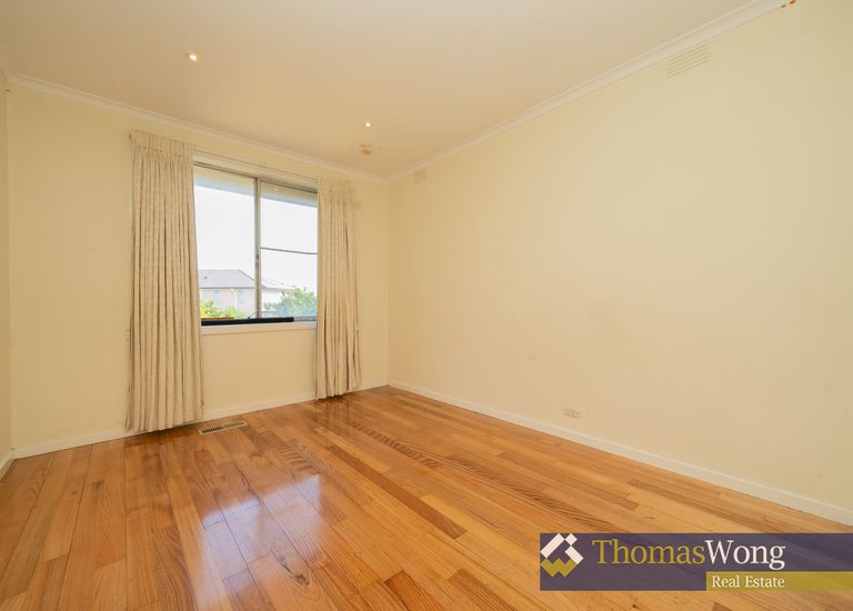 87 Old Dandenong Road, Oakleigh South