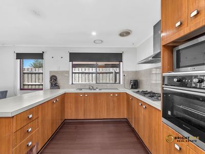 22 Taddor Drive, Cranbourne