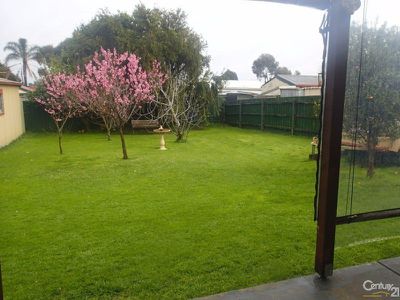 15 Hillview Rise, Hampton Park