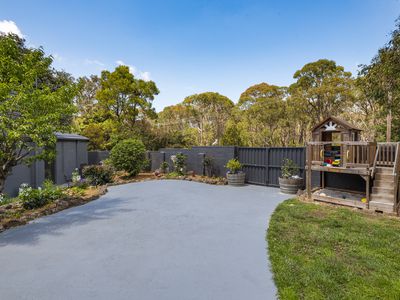 2 Centenary Avenue, Macedon