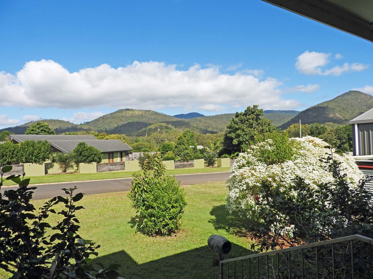 13 Peake Street, Atherton