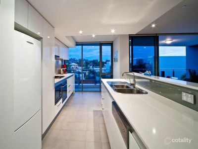 206/2 Oldfield Street, Burswood