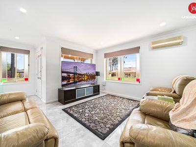 9 Government Road, Hinchinbrook