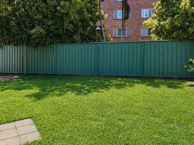 1 / 8 Victor Street, Alexandra Headland