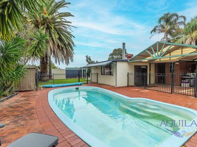 27 Dagmar Way, Swan View