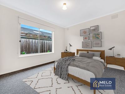 4 / 28 Minogue Crescent, Hoppers Crossing