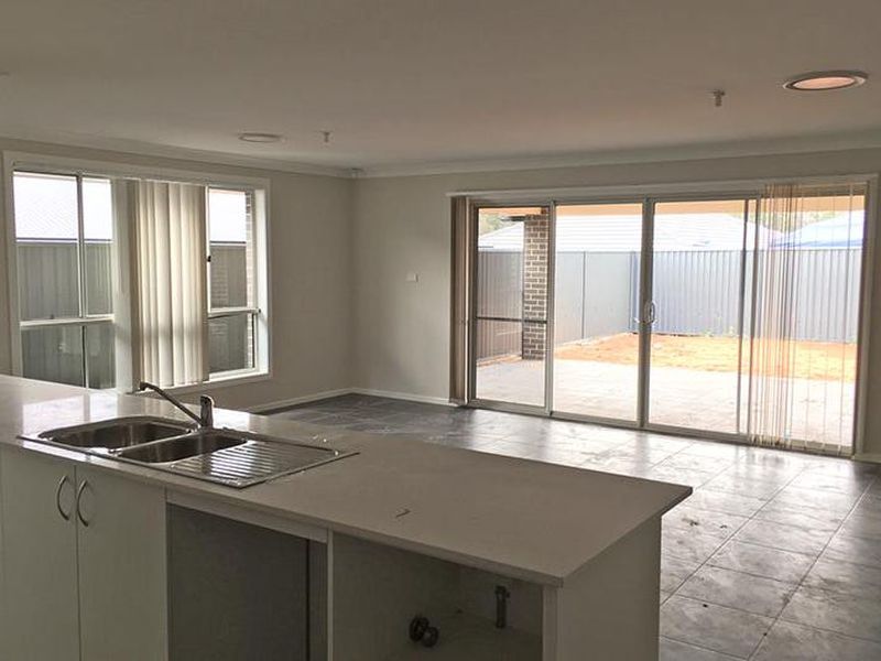 88 Belmont Avenue, Spring Farm