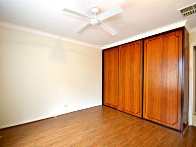 7 Bywood Way, Lynwood