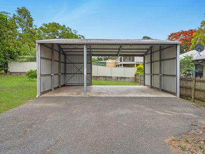 120 Mount Crosby Road, Tivoli