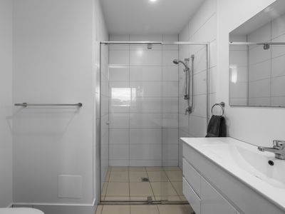 807 / 1 High Street, Sippy Downs