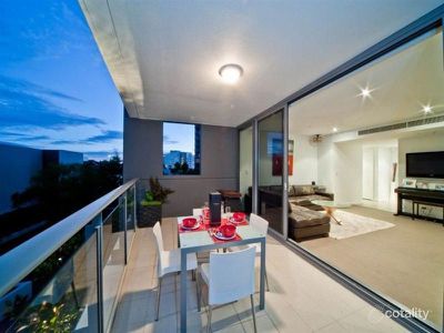 206/2 Oldfield Street, Burswood