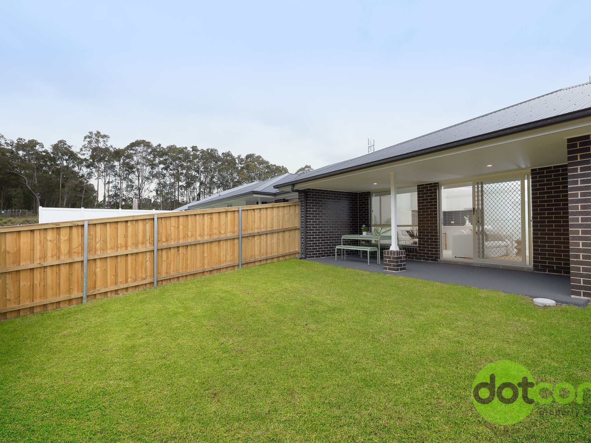 2 / 12 Aurora Way, Chisholm