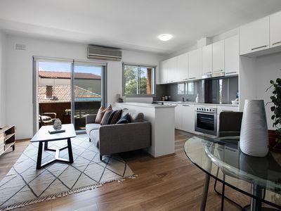 2 / 52 Wentworth Avenue, Mascot