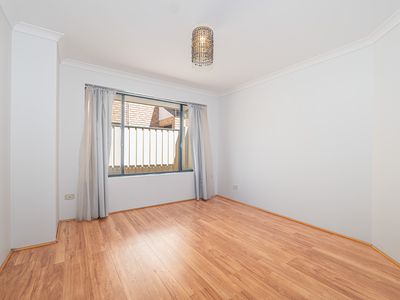 40 Delphine Ave, Dianella