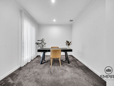 45 Stonefox Circuit, Clyde North
