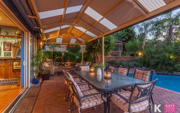 13 Castle Court, Beaconsfield
