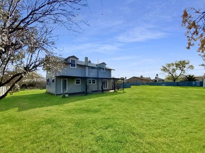 3 Little Queen Street, Forbes