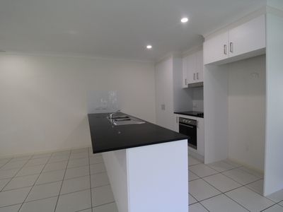 1 / 23 Apple Berry Avenue, Coomera