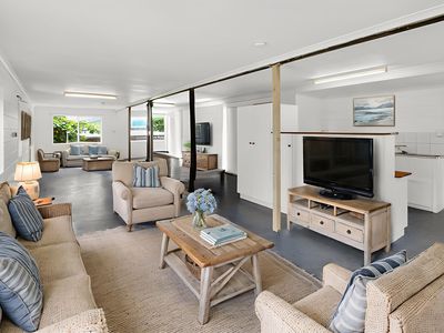 11 Bull Crescent, Bowen