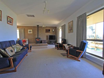 210 Canny Road, Axedale