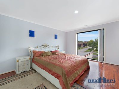 39 Kippenross Drive, Narre Warren South