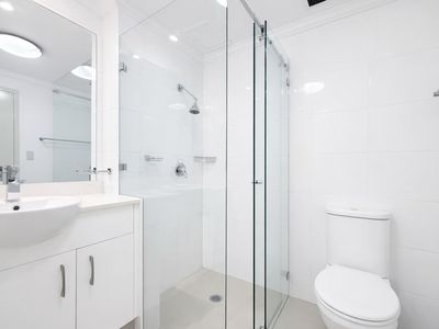 12 / 13 Potter St, Waterloo