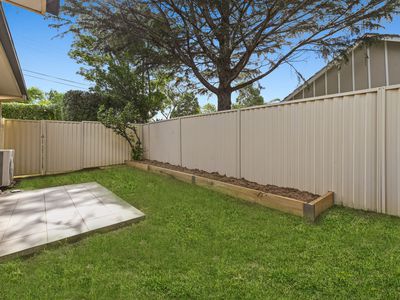 1 / 102 West Parade, Denistone