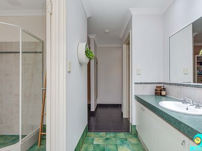 2 Emperor Way, Yanchep