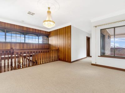 18 Palomino Drive, Auldana