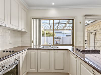 13 / 27 Short Street, Millicent