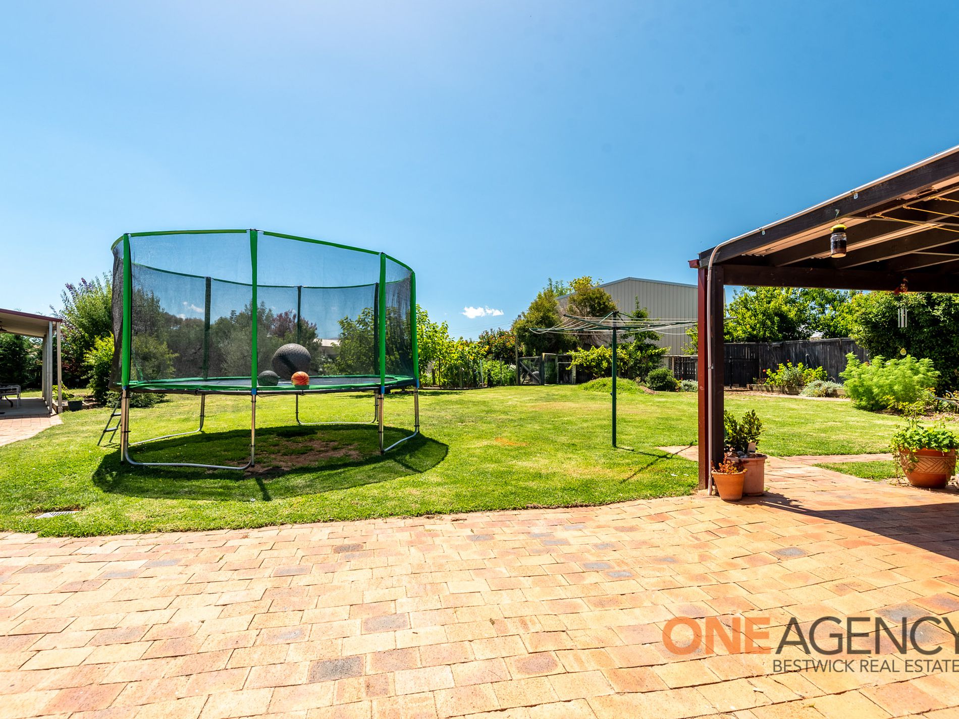 6 Lett Place, Raglan