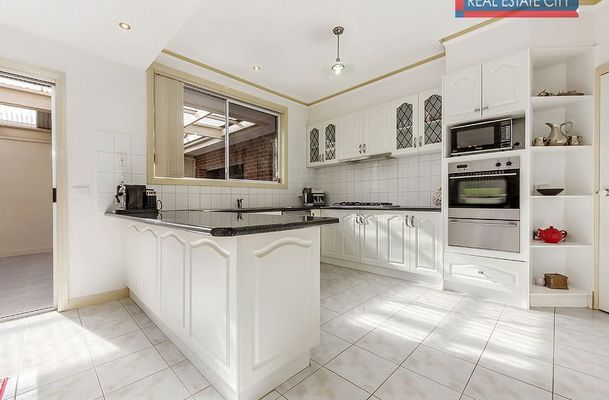 47 Rio Grande Drive, Roxburgh Park