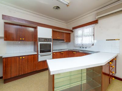 4 Jason Street, Yokine
