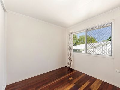 14 Mornington Crescent, One Mile