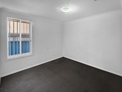 34 Dalbeattie Crescent, Dubbo