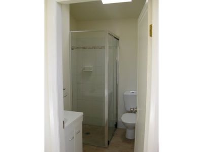 1 / 5 King Street, Ourimbah