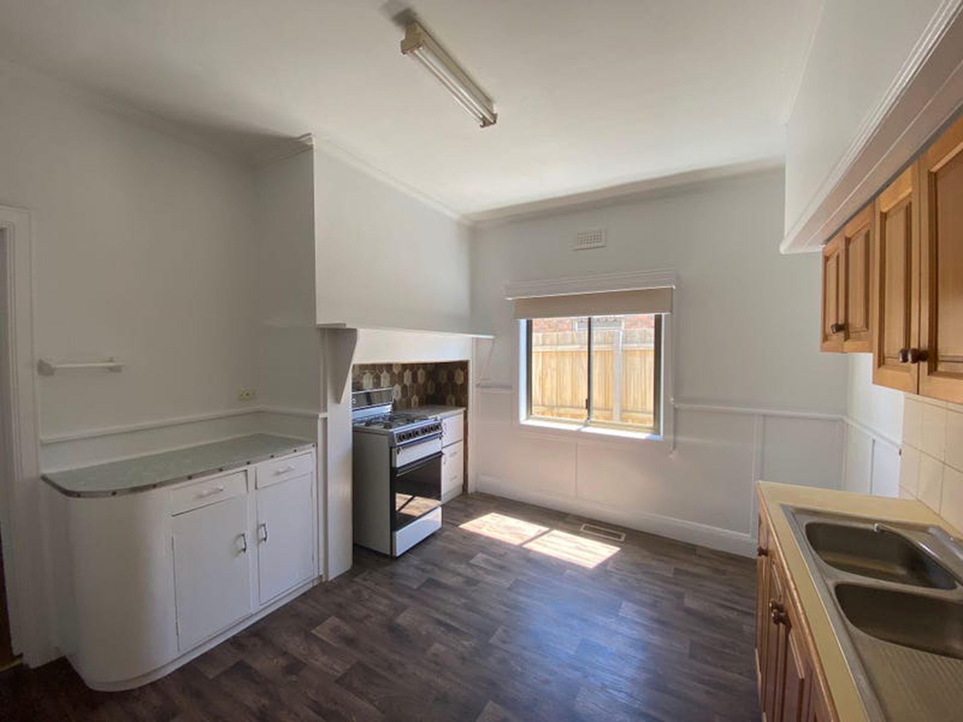 14 Clonard Avenue, Geelong West