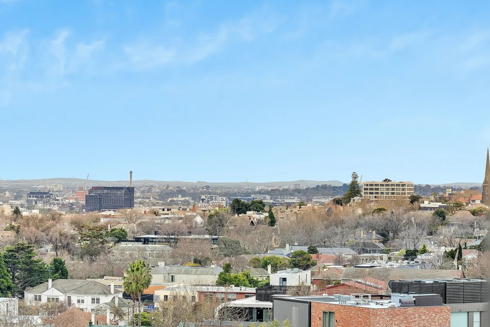 704 / 8C Evergreen Mews, Armadale