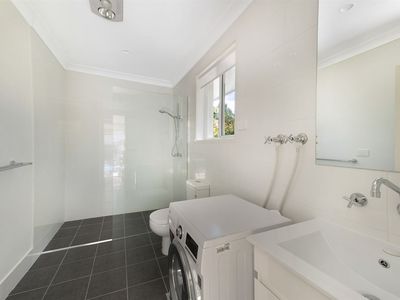 47 Golf Avenue, Mollymook