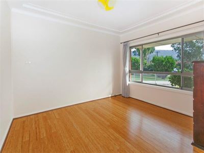 22 Ellengowan Crescent, Fairy Meadow