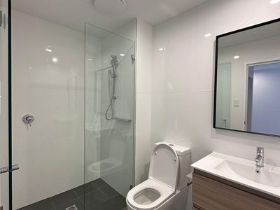 422 / 32 Kitchener Parade, Bankstown